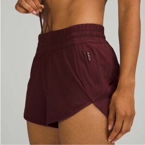 Lululemon Tracker Short 4"
Red Merlot